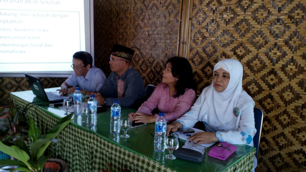 PERTEMUAN ORANG TUA SISWA KELAS XII